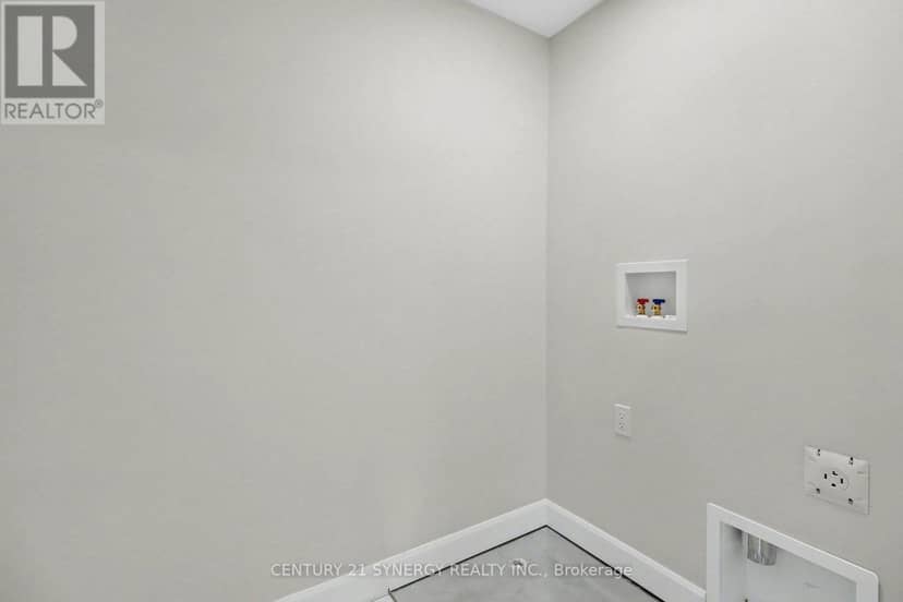 31 Helen Street — photo 22 of 24