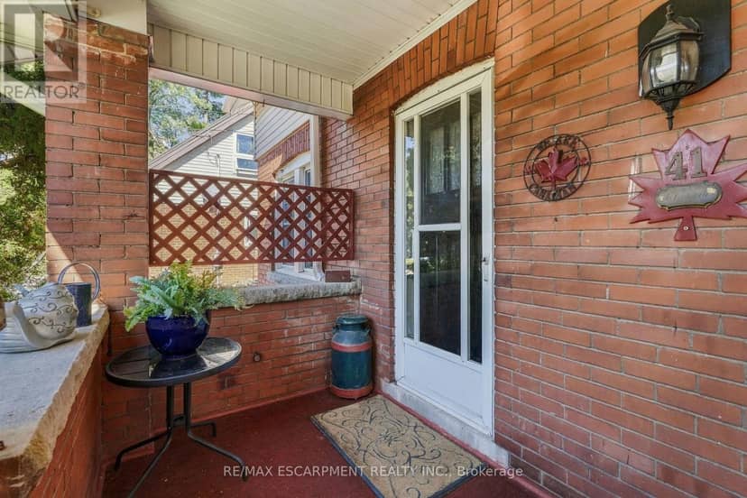 41 East 14th Street W, Hamilton, photo 4