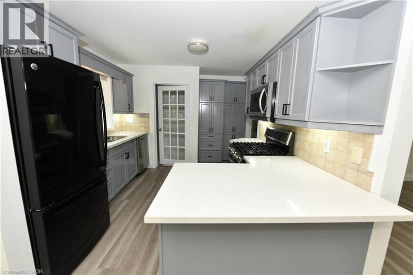 15 MILLER Drive — photo 9 of 21