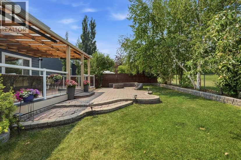 218 Bridlewood Place SW — photo 33 of 40