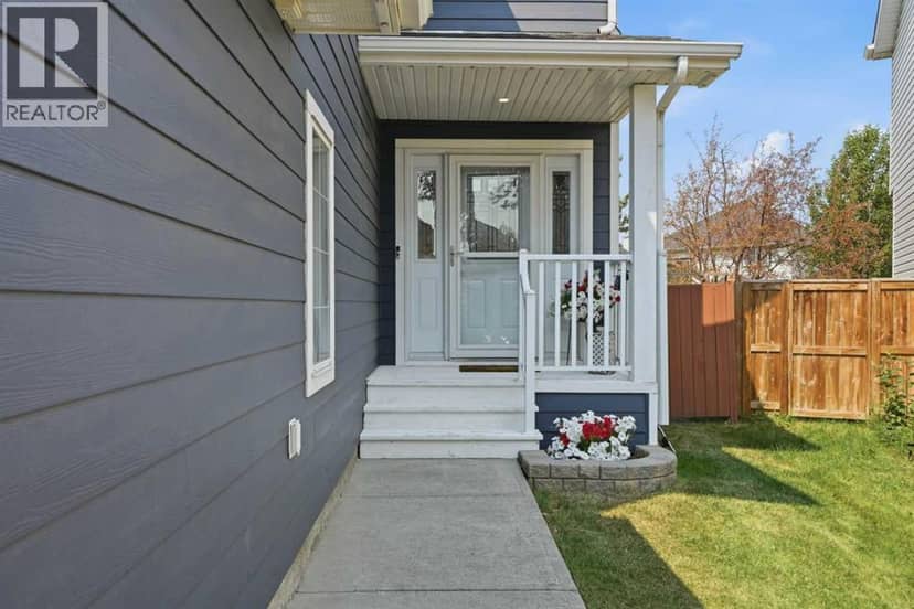 218 Bridlewood Place SW, Calgary, photo 3