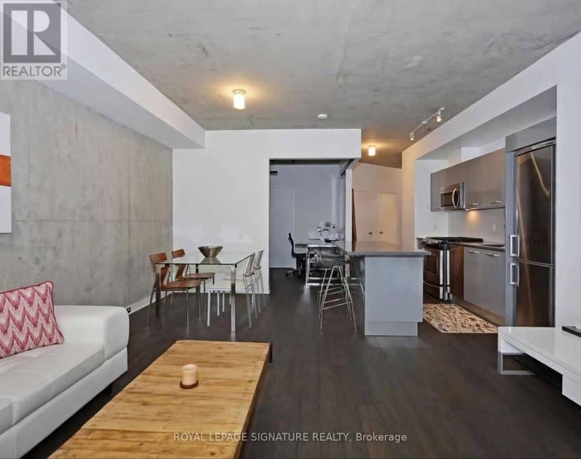 310 - 319 Carlaw Avenue — photo 7 of 17