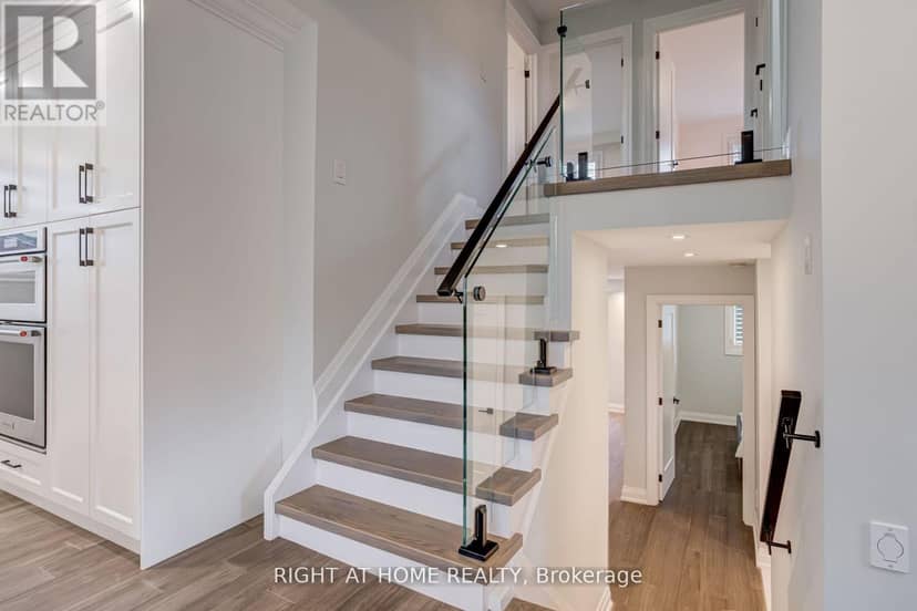 260 Louis Drive — photo 17 of 40