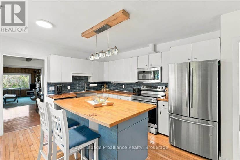 6647 Highway 37 Highway, Tweed, photo 7