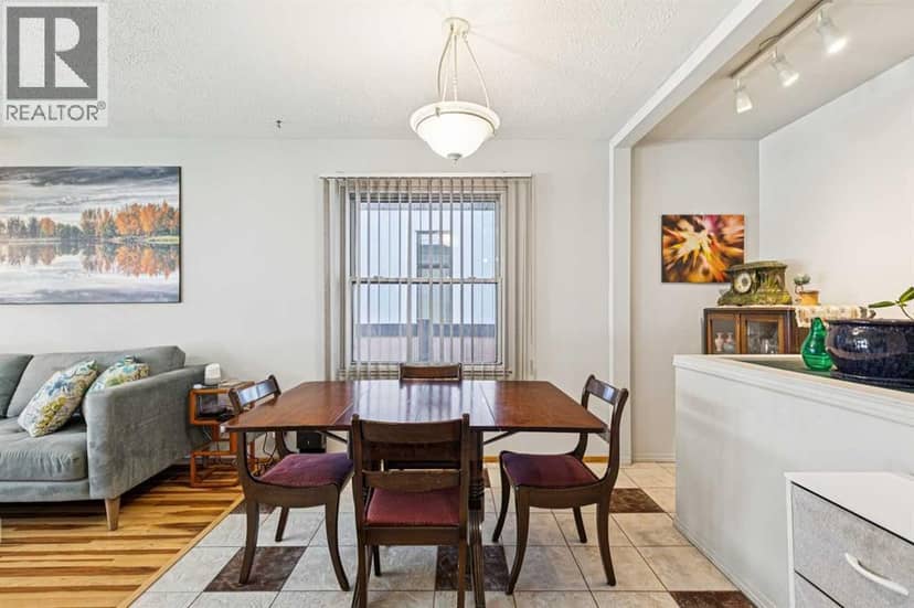 1219 Renfrew Drive NE — photo 12 of 40