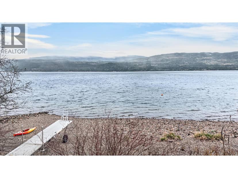 7483 Squilax-Anglemont Road, Anglemont