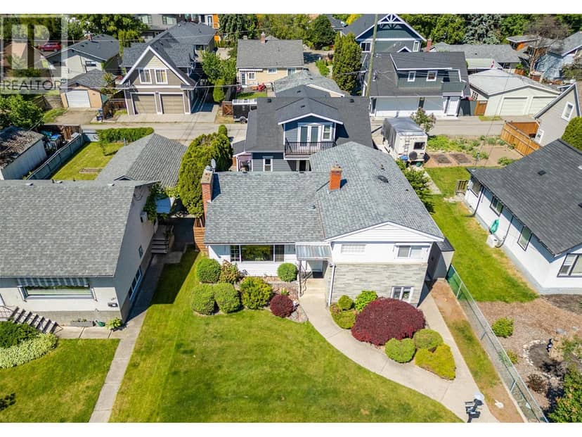 2202 Aberdeen Street, Kelowna