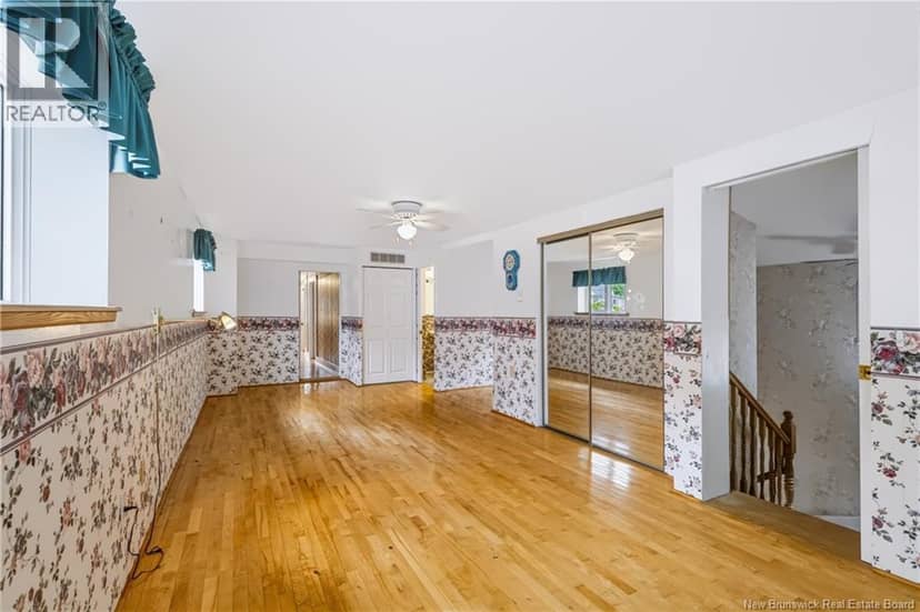 292 Saint John Street — photo 17 of 40