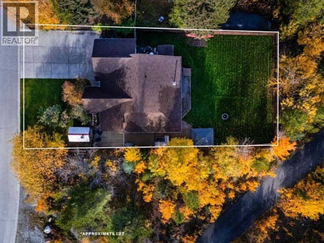 50 Thompson Road — photo 4 of 40