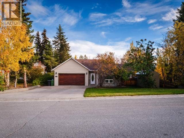 50 Thompson Road — photo 5 of 40