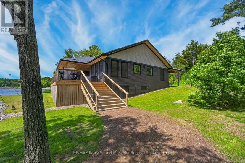32 A11 Island — photo 3 of 40