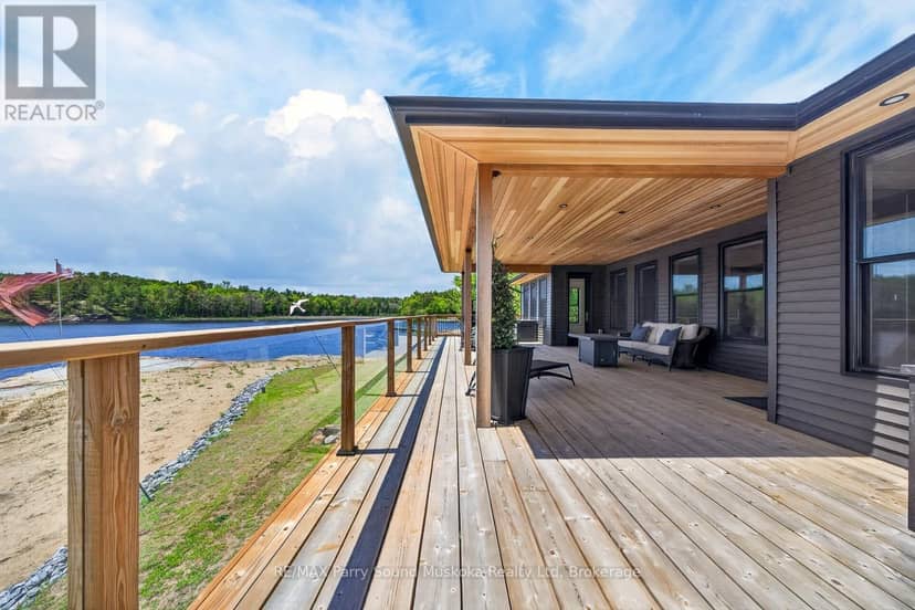 32 A11 Island — photo 9 of 40