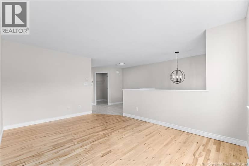 237 Glencairn Drive — photo 8 of 31