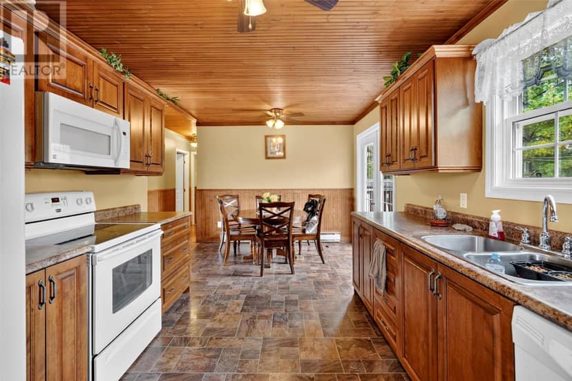 9 Bunyans Cove Road — photo 32 of 40