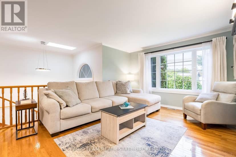 1033 Cameron Street — photo 15 of 40