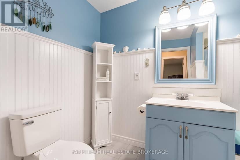 1033 Cameron Street — photo 35 of 40
