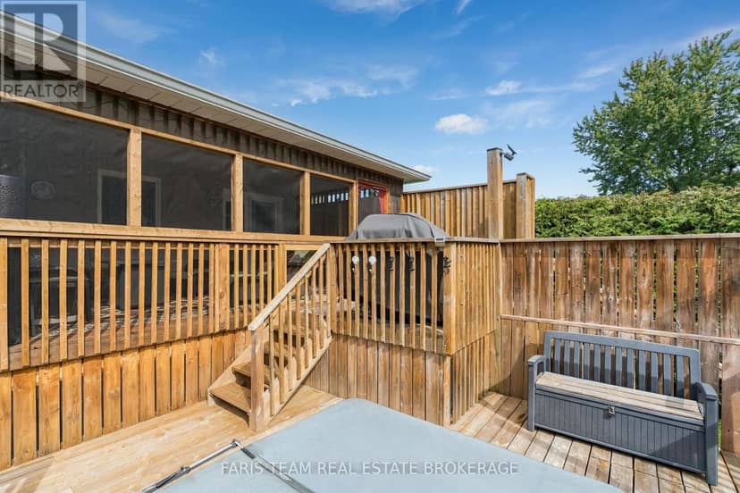1033 Cameron Street — photo 38 of 40