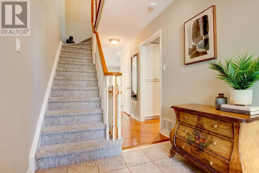 19 - 8305 McLaughlin Road — photo 8 of 40