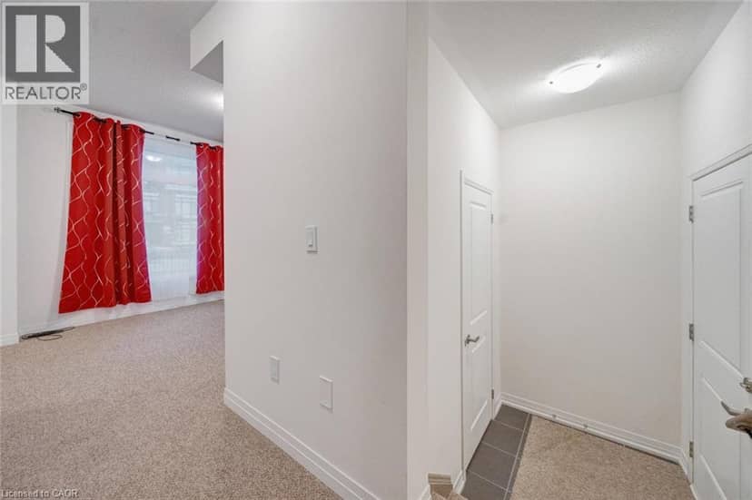 475 PROVIDENT Way, Mount Hope, photo 7