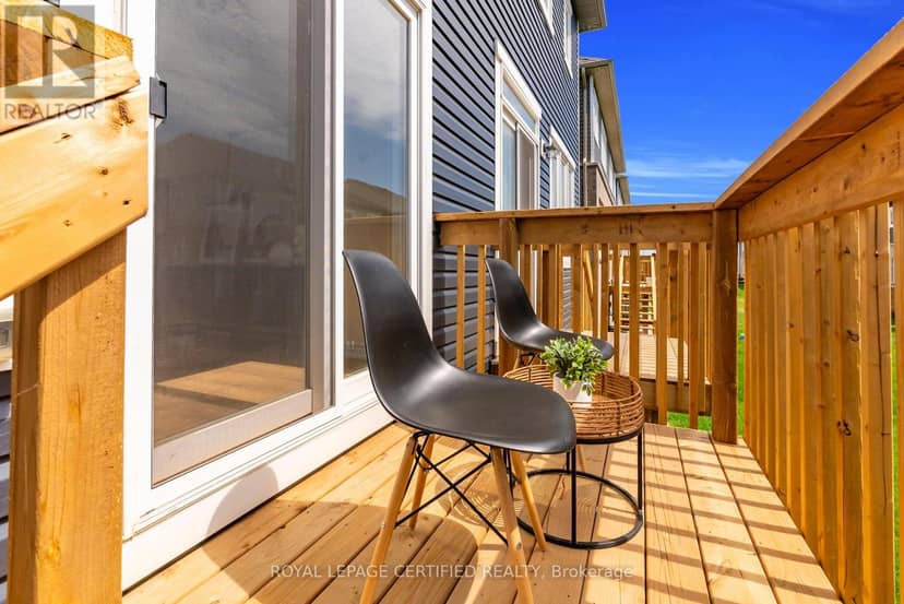 101 McGill Avenue — photo 13 of 40