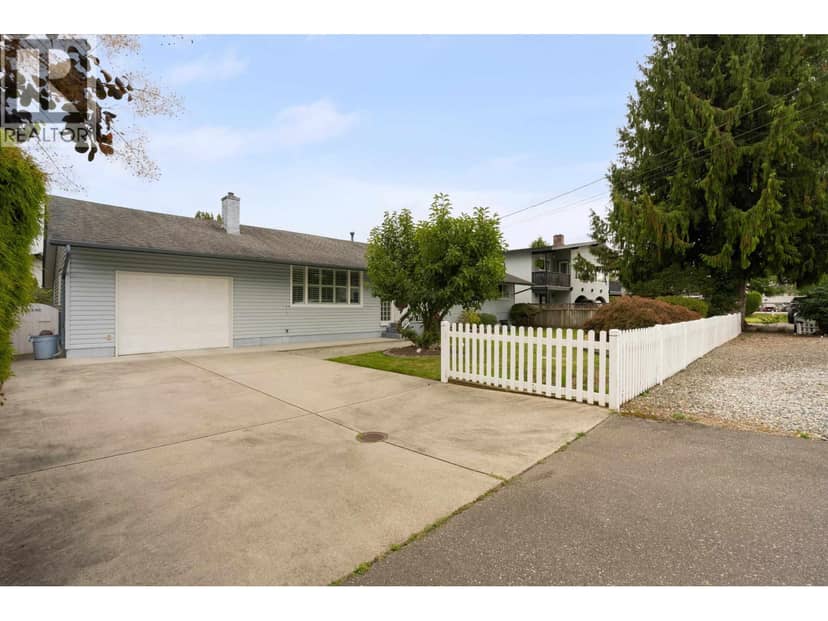 4872 58 STREET, Delta, photo 3