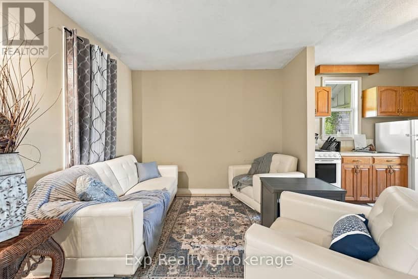 204 Robert Street — photo 28 of 40