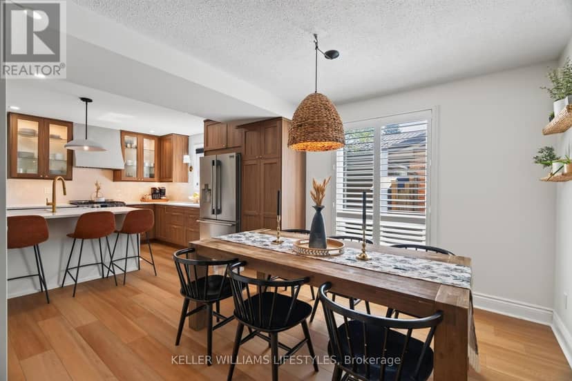 586 Grand View Avenue — photo 13 of 40