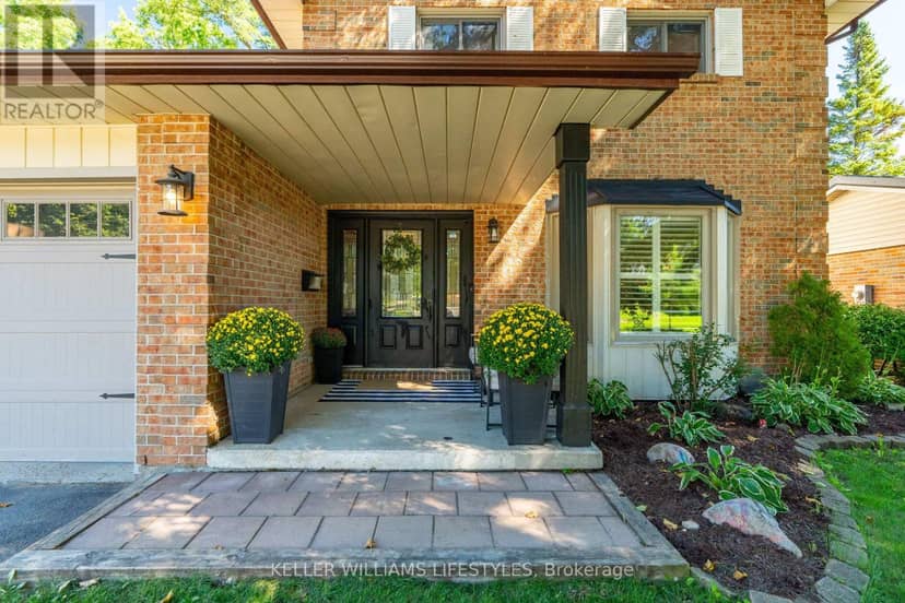 586 Grand View Avenue, London South, photo 4