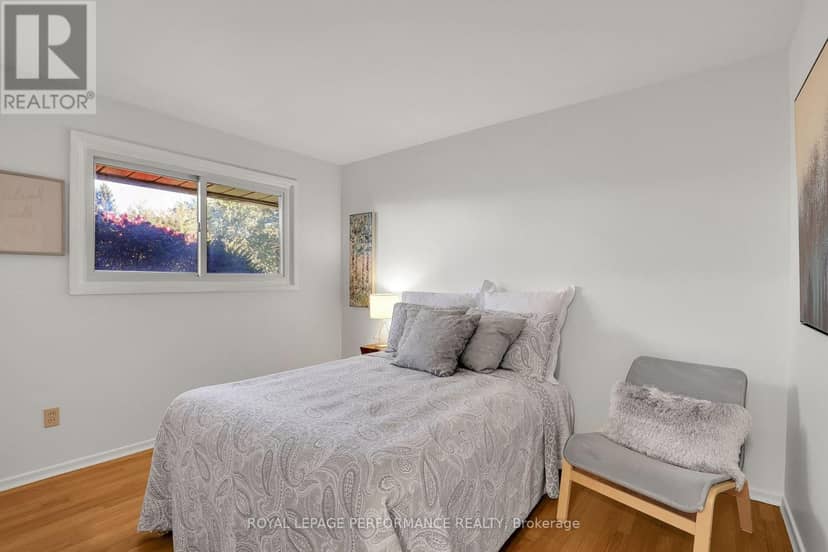 25 Thorncliff Place — photo 15 of 25
