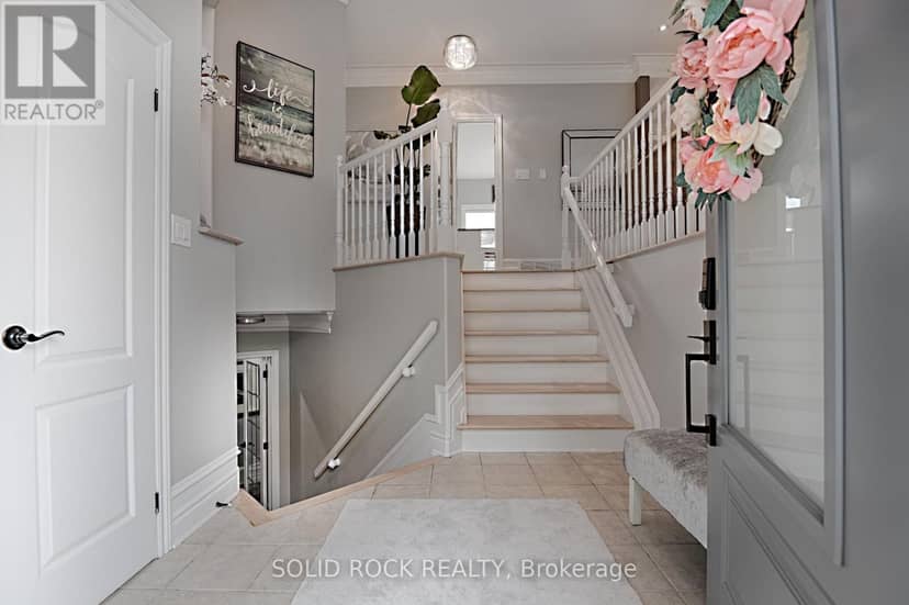 7040 Donwel Drive, Ottawa, photo 3