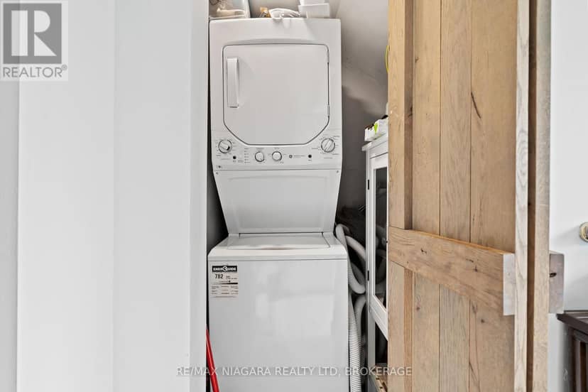 105 Lighthouse Drive — photo 10 of 40