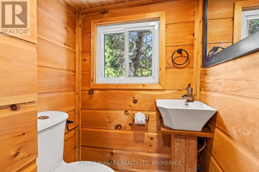 105 Lighthouse Drive — photo 23 of 40
