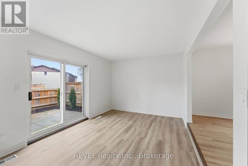 15 - 151 Linwell Road — photo 20 of 40