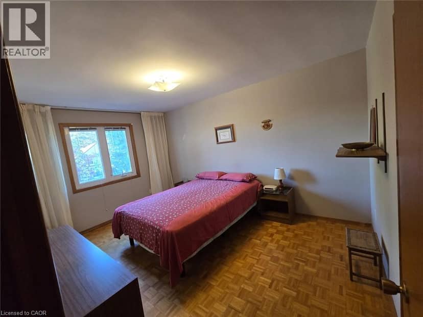 410 LAKEVIEW Drive — photo 14 of 25