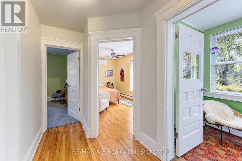 204 Delamere Avenue — photo 27 of 40