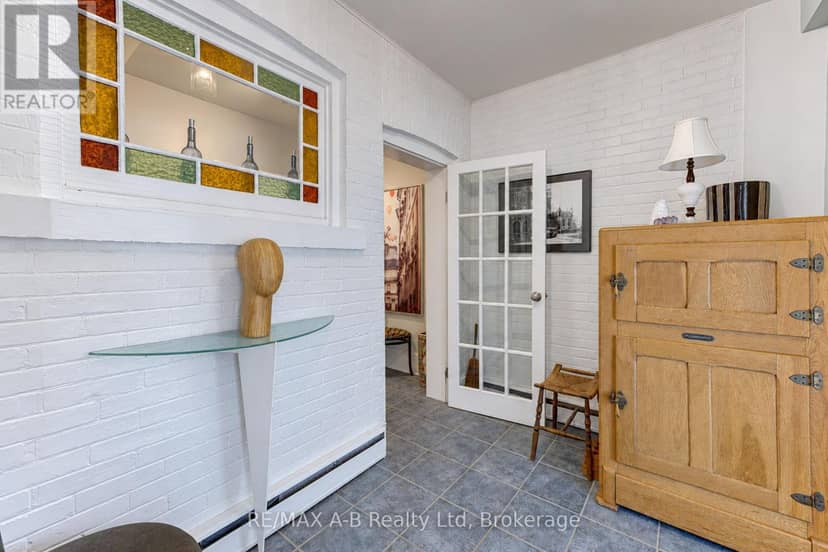 204 Delamere Avenue, Stratford, photo 7