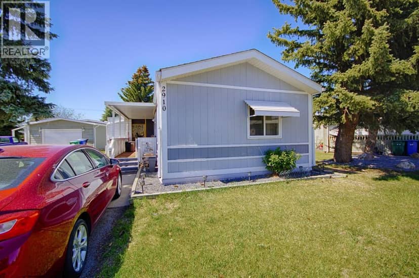 2910 29 Street S, Lethbridge, photo 3