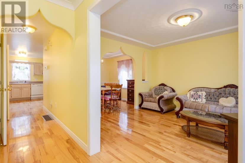 181 Oceanview Drive — photo 9 of 40