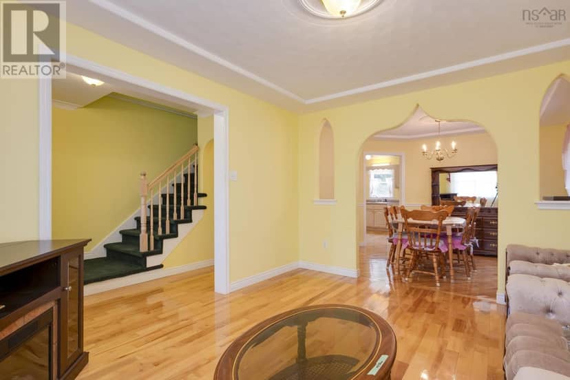 181 Oceanview Drive — photo 8 of 40