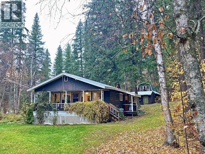 541 24 Highway, Little Fort