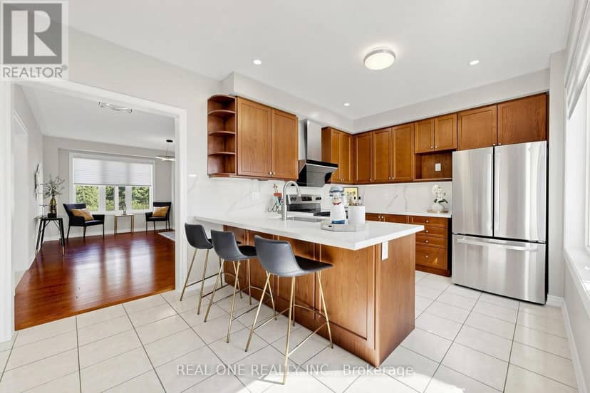 262 Cornell Centre Boulevard — photo 7 of 40