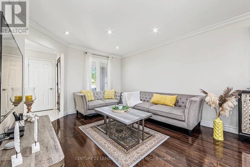 63 Daniels Crescent — photo 14 of 40