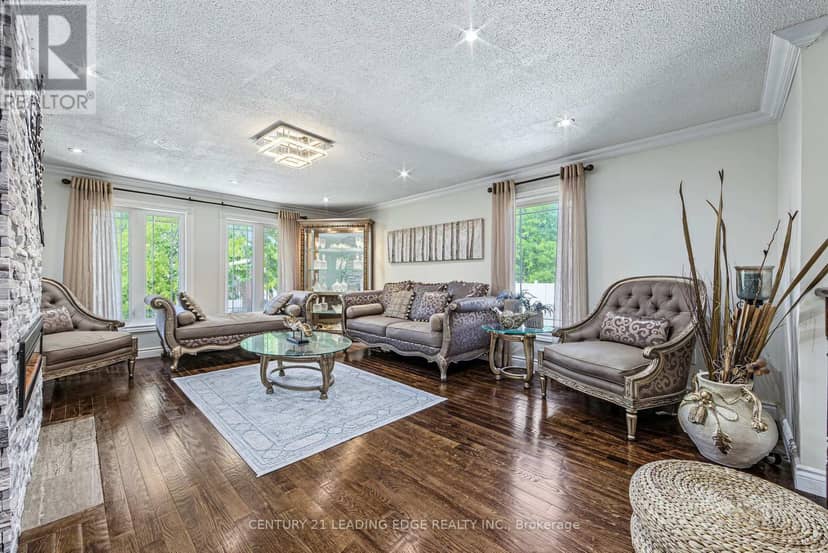 63 Daniels Crescent — photo 24 of 40