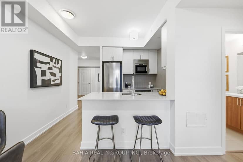 301 - 6 Eva Road — photo 11 of 20
