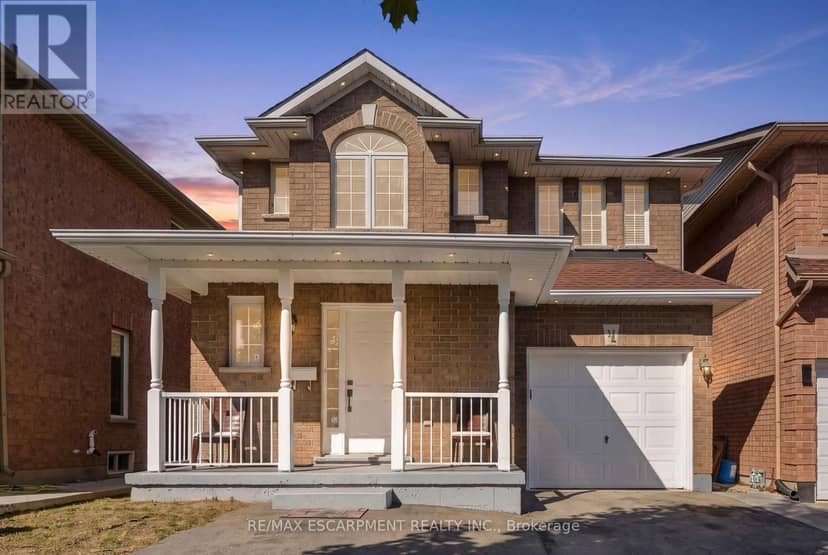 31 Peachwood Crescent — photo 1 of 40