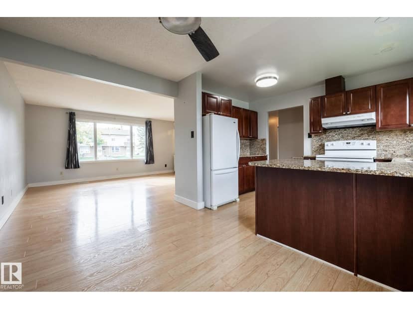 8836 150 AV NW, Edmonton, photo 7
