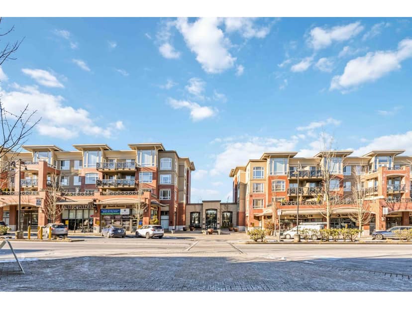 421 2970 King George Boulevard, Surrey