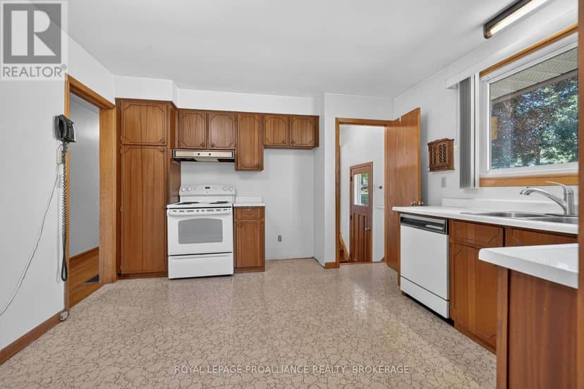 9 Dianna Street — photo 14 of 40