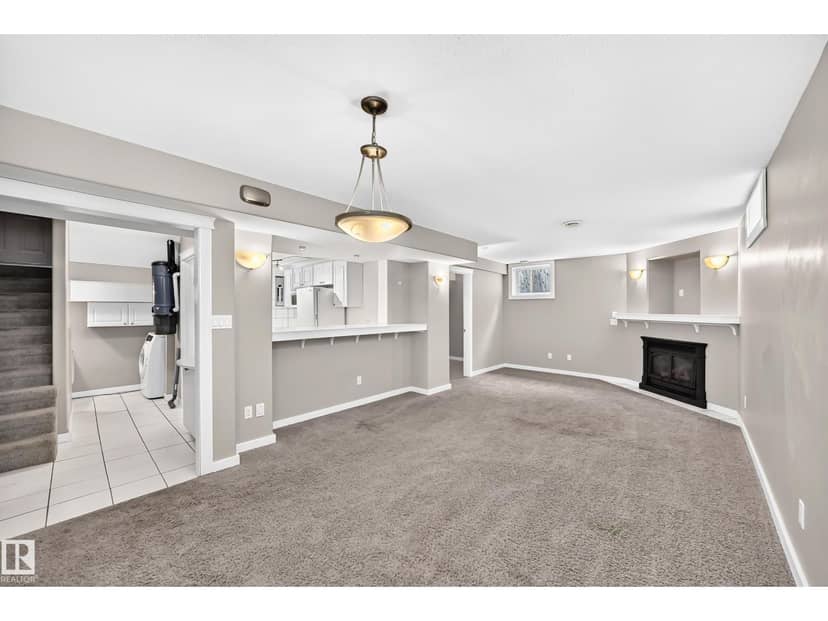10715 133 ST NW — photo 34 of 40