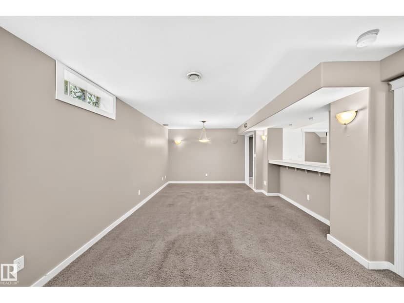 10715 133 ST NW — photo 35 of 40